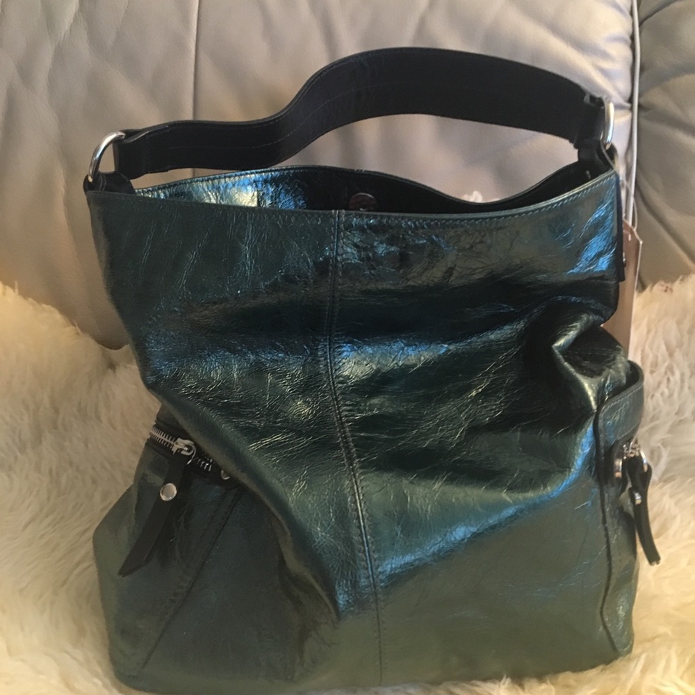 Accessories - Picture 4 of 6